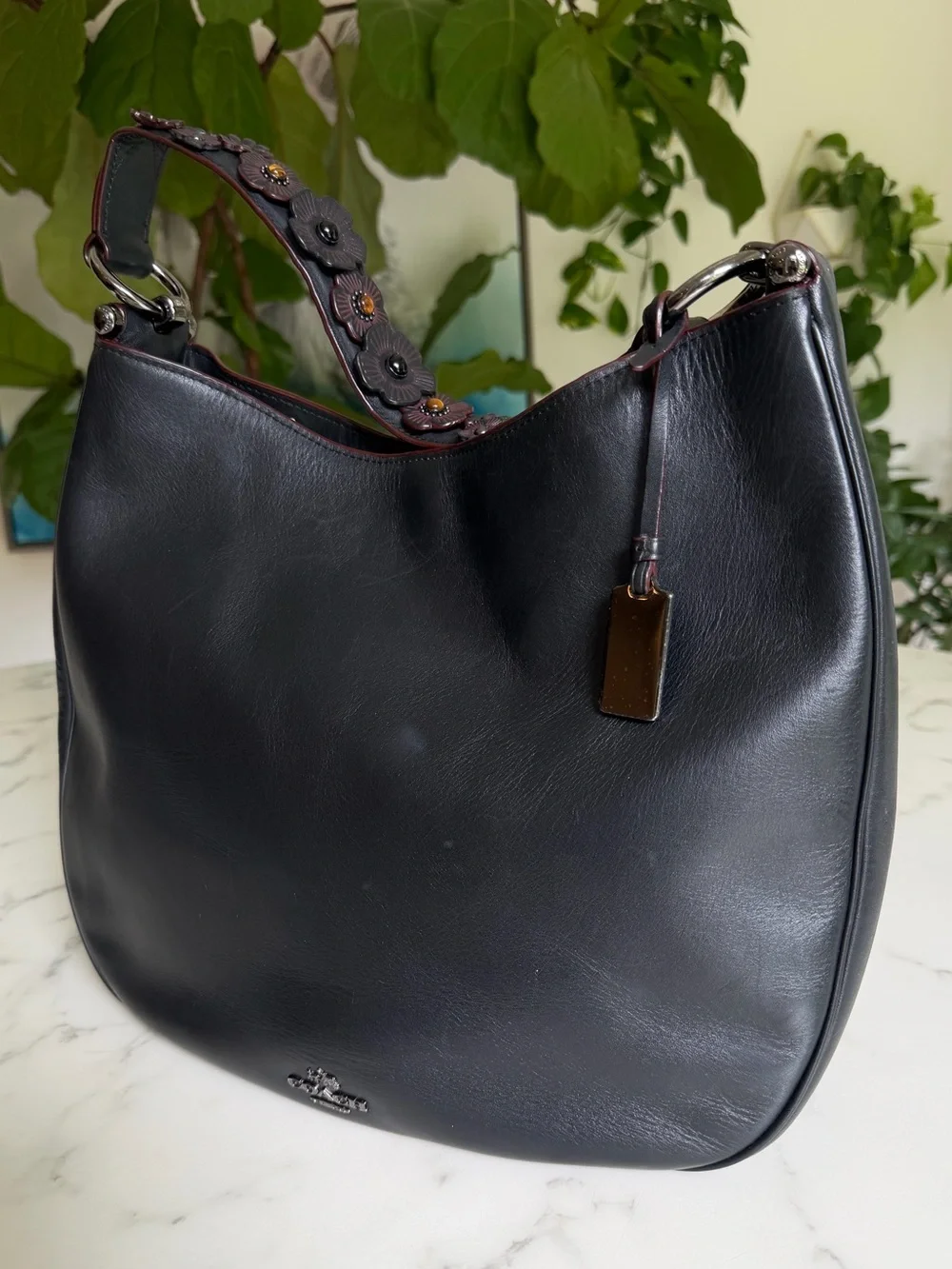 Coach Nomad Mae Hobo in Willow Floral Tea Roses Black Leather Shoulder Bag 55543